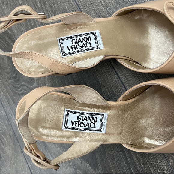 Gianni Versace Vintage Leather Ballet Bow Heels - Picture 6 of 12